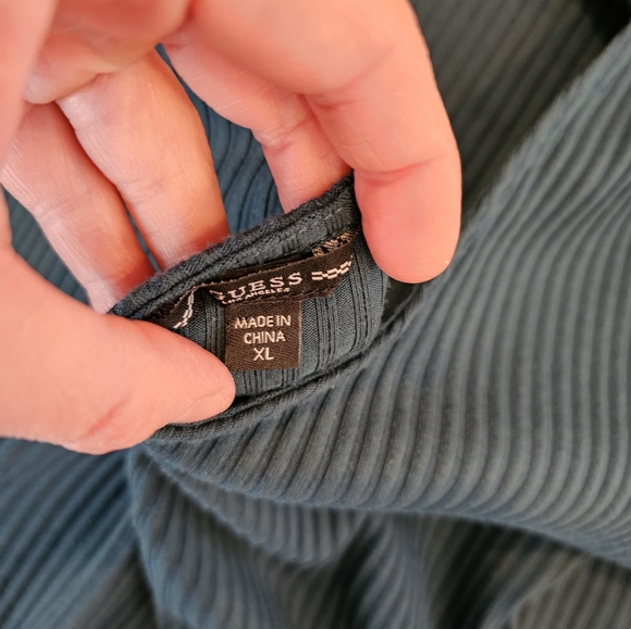 Guess Ribbed Long Sleeve - Picture 3 of 4